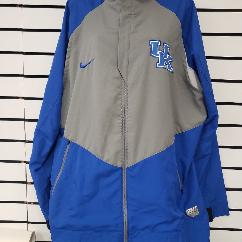 Men's Nike University of Kentucky dri- fit jacket